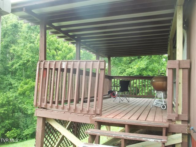 1284 Powder Branch Road, Johnson City, TN 37601