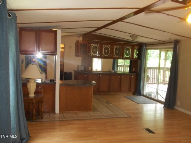 1284 Powder Branch Road, Johnson City, TN 37601