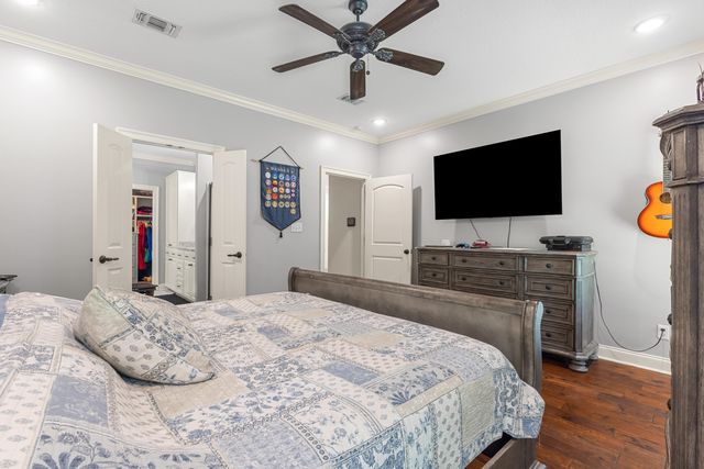 11 W Donnington Ct., Hattiesburg, MS 39402