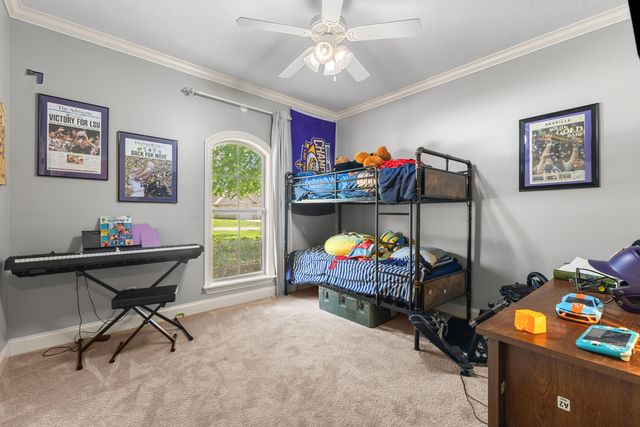 11 W Donnington Ct., Hattiesburg, MS 39402