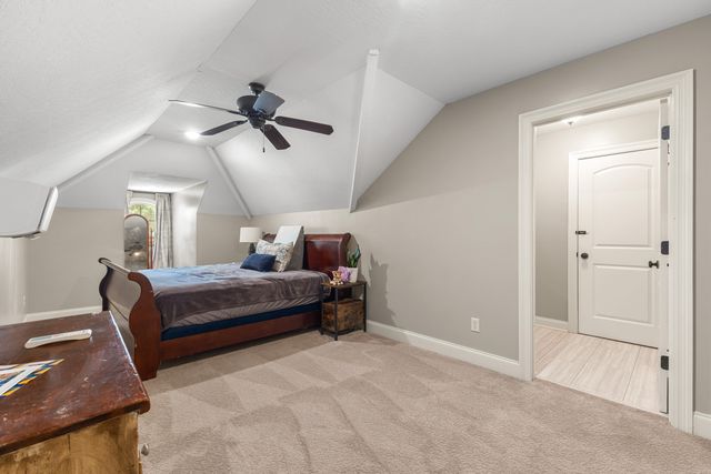 11 W Donnington Ct., Hattiesburg, MS 39402