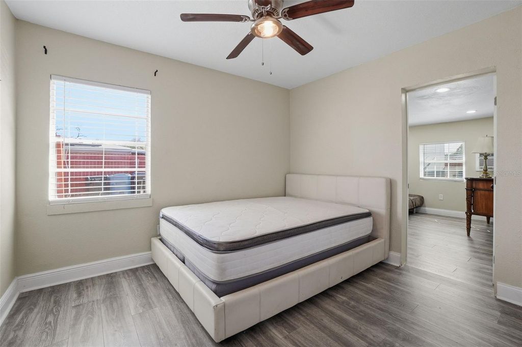 Image 11 of property listing at 5742 DOGWOOD DRIVE, Orlando, FL 32807