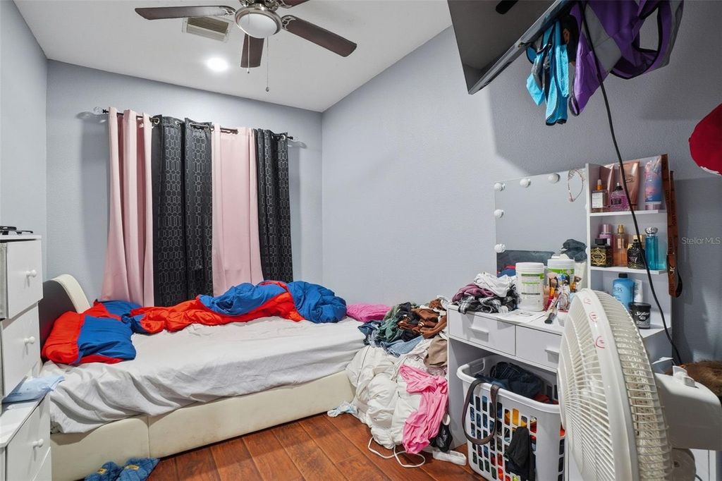 Image 20 of property listing at 5742 DOGWOOD DRIVE, Orlando, FL 32807