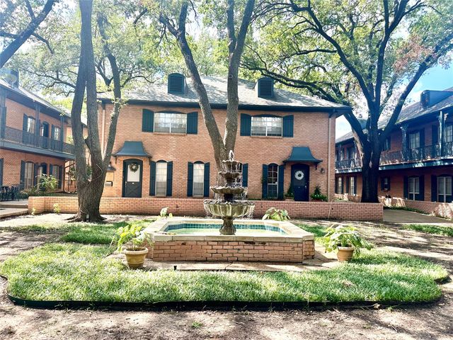 6023 E University Boulevard 204, Dallas, TX 75206