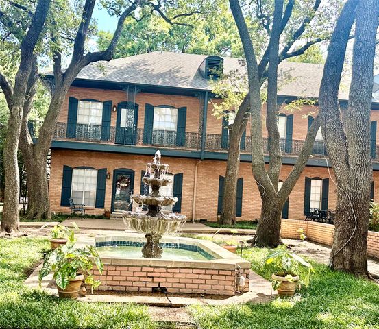 6023 E University Boulevard 204, Dallas, TX 75206