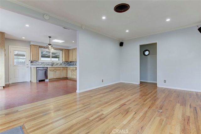 7732 Westland, North Hollywood, CA 91605