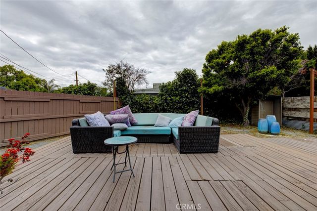7732 Westland, North Hollywood, CA 91605