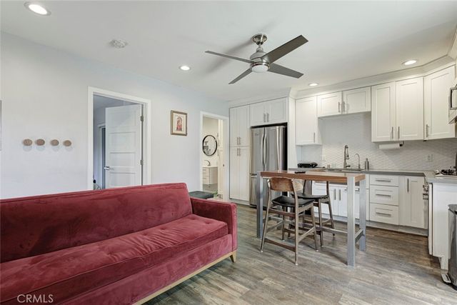 7732 Westland, North Hollywood, CA 91605