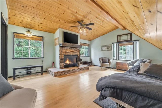 26355 Walnut Hills Dr AKA 276 Augusta Court, Lake Arrowhead, CA 92352
