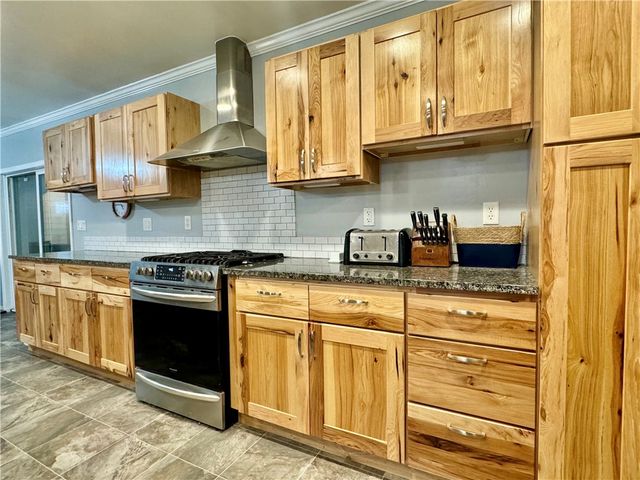 64 King Road, Catlin, NY 14902