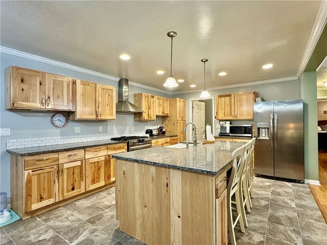 64 King Road, Catlin, NY 14902