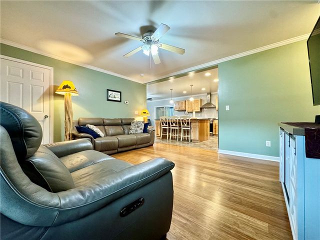 64 King Road, Catlin, NY 14902