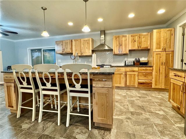 64 King Road, Catlin, NY 14902