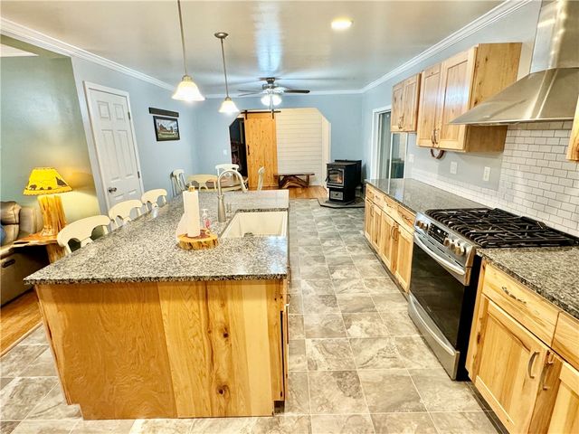 64 King Road, Catlin, NY 14902