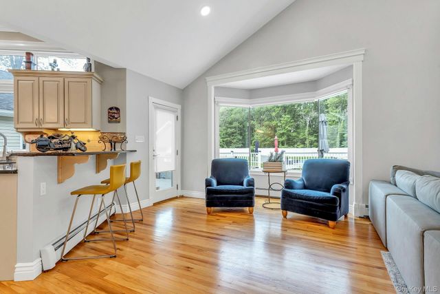 21 Buttonwood Drive, Dix Hills, NY 11746