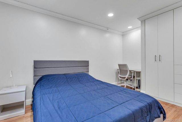 21 Buttonwood Drive, Dix Hills, NY 11746