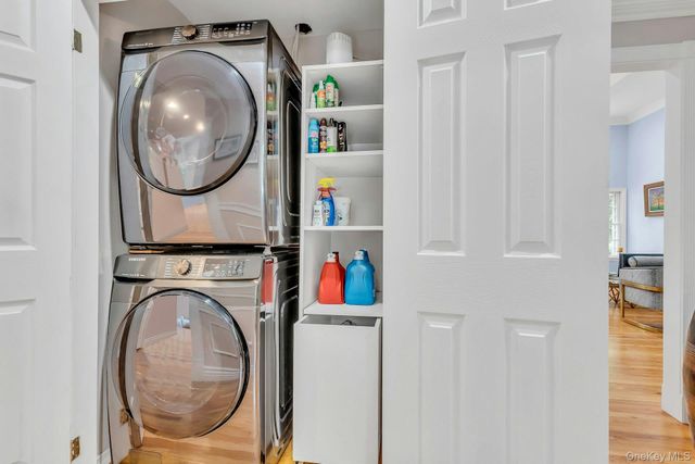 21 Buttonwood Drive, Dix Hills, NY 11746