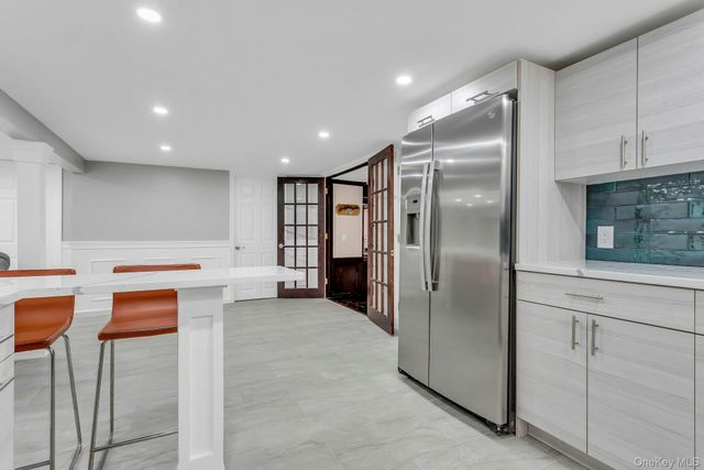 21 Buttonwood Drive, Dix Hills, NY 11746