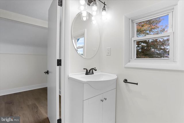 466 LINCOLN WAY EAST E, Chambersburg, PA 17201