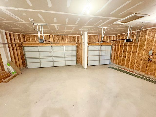 5937 Valley Point Drive Se, Caledonia Twp, MI 49316