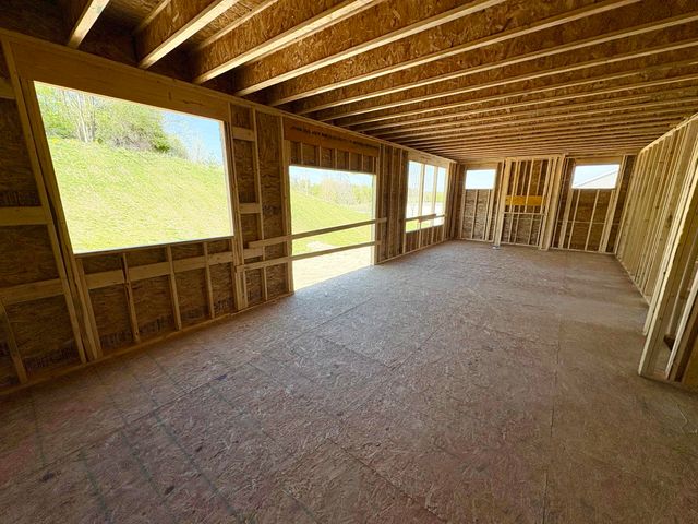 5937 Valley Point Drive Se, Caledonia Twp, MI 49316