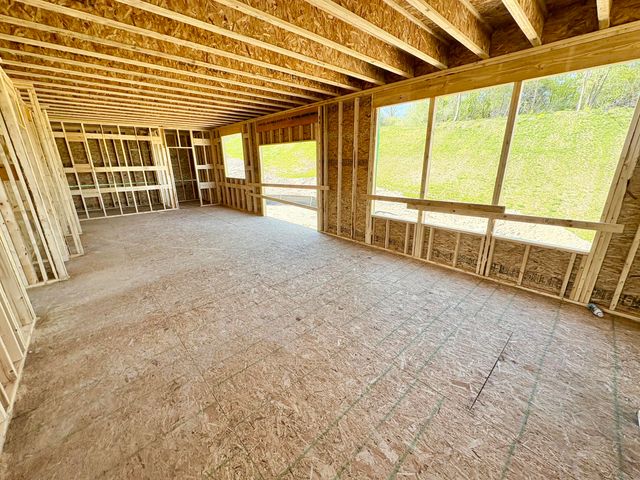5937 Valley Point Drive Se, Caledonia Twp, MI 49316
