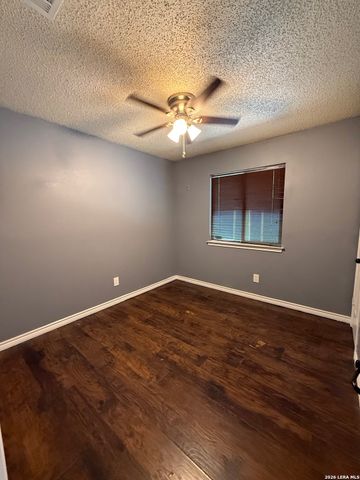 7259 Hardesty, San Antonio, TX 78250