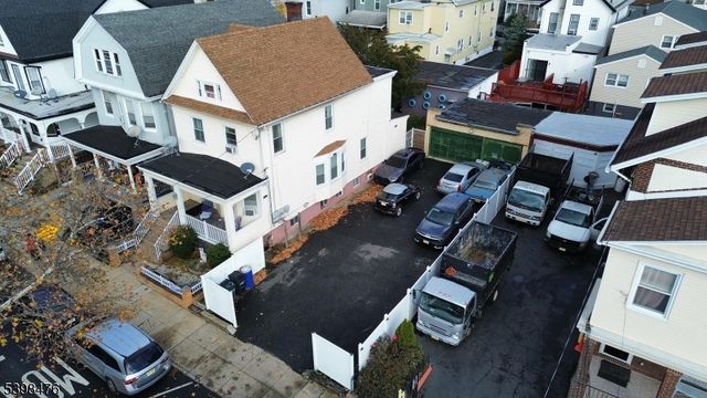 86 Bartholdi Ave, Jersey City, NJ 07305