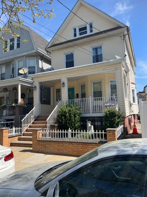 86 Bartholdi Ave, Jersey City, NJ 07305