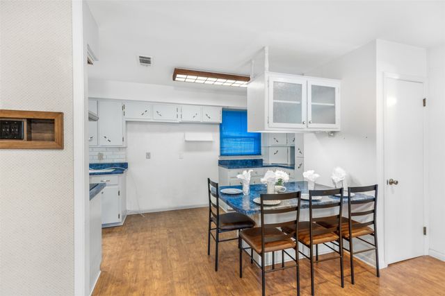 2713 Yorkshire, Sherman, TX 75092