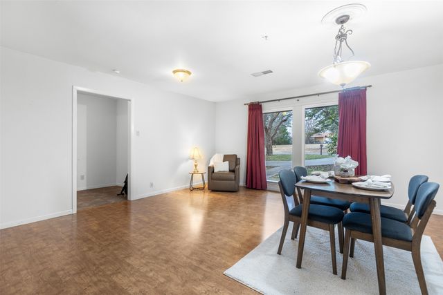 2713 Yorkshire, Sherman, TX 75092