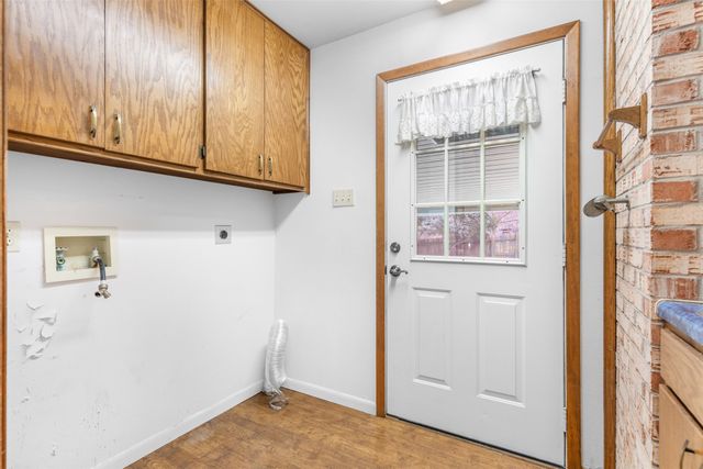 2713 Yorkshire, Sherman, TX 75092