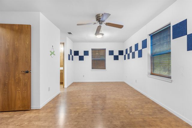 2713 Yorkshire, Sherman, TX 75092