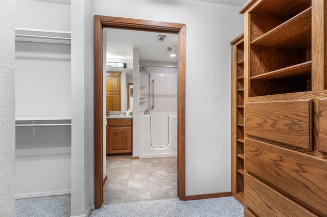 2713 Yorkshire, Sherman, TX 75092