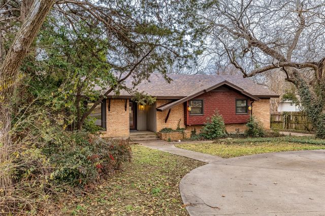 2713 Yorkshire, Sherman, TX 75092