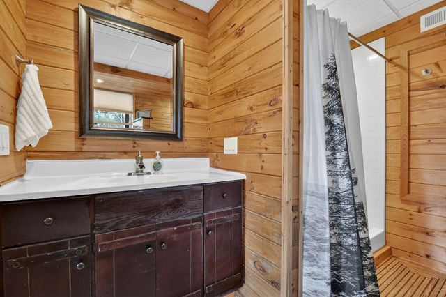 756 Mining Gap Conn, Young Harris, GA 30582