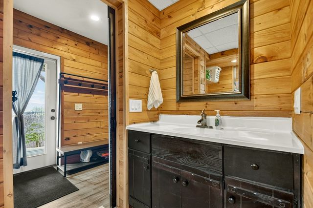 756 Mining Gap Conn, Young Harris, GA 30582