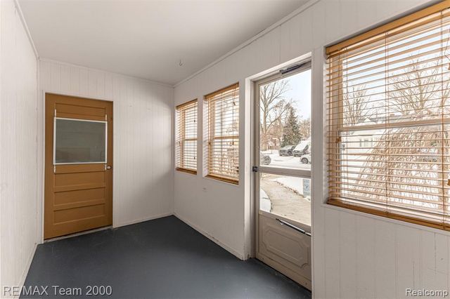 9624 Nathaline, Redford, MI 48239