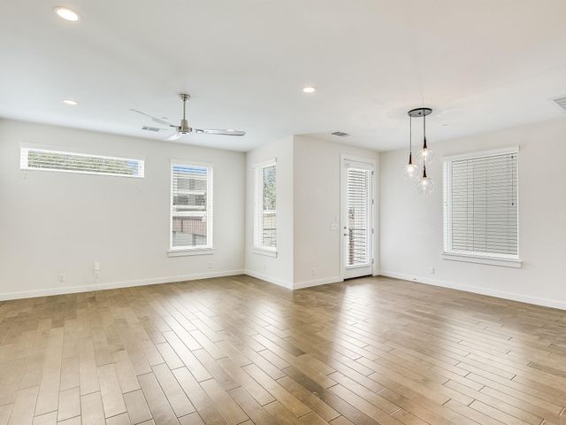 2301 Bluebonnet LN 12, Austin, TX 78704