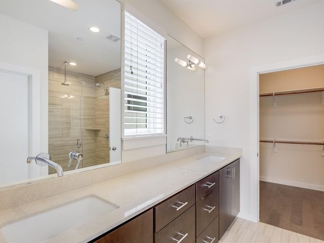 2301 Bluebonnet LN 12, Austin, TX 78704