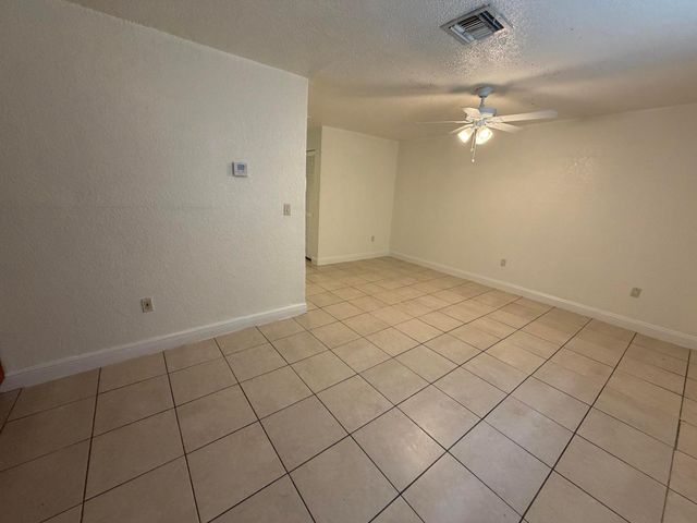 1309 NW 2nd Avenue 3, Pompano Beach, FL 33060