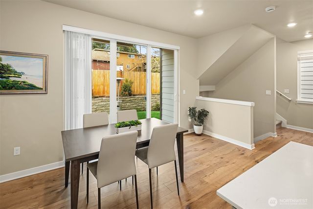 22928 80th Park West, Edmonds, WA 98026