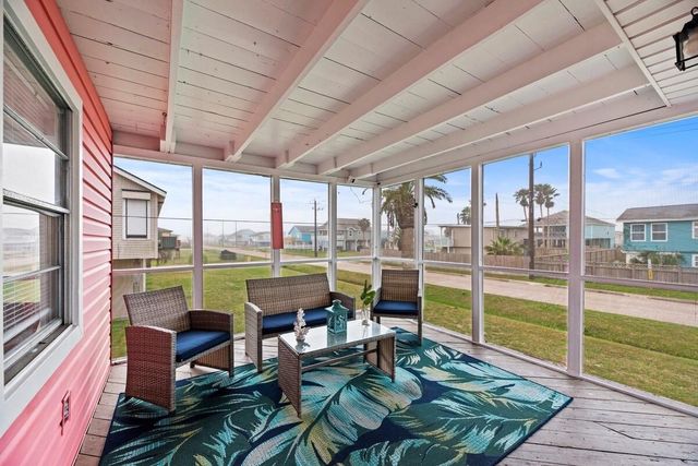 16535 Mansvelt Road, Jamaica Beach, TX 77554