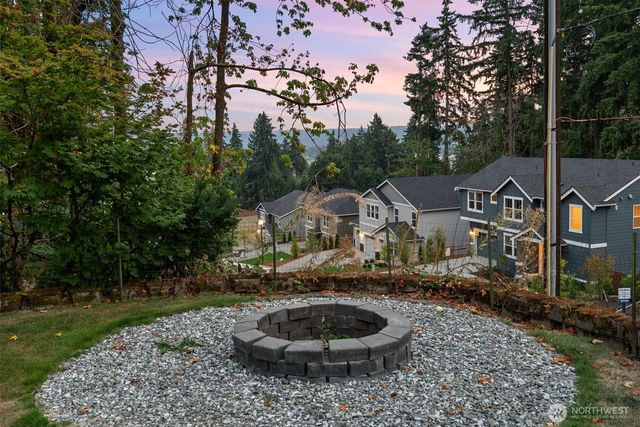 9814 36th Street E, Edgewood, WA 98371
