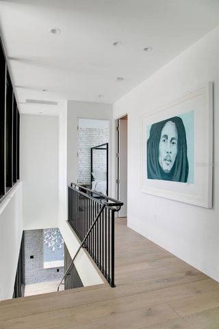 1500 BAYVIEW DRIVE, Sarasota, FL 34239