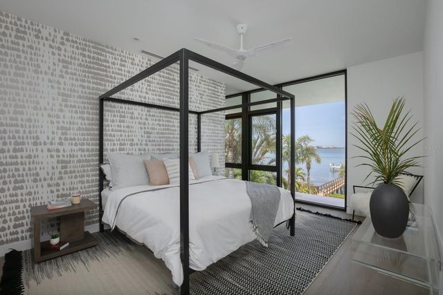 1500 BAYVIEW DRIVE, Sarasota, FL 34239