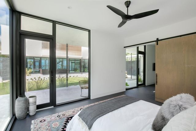 1500 BAYVIEW DRIVE, Sarasota, FL 34239