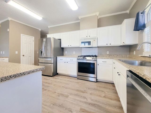 1508 Natural Bridge LN, Pflugerville, TX 78660