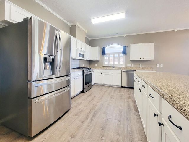 1508 Natural Bridge LN, Pflugerville, TX 78660