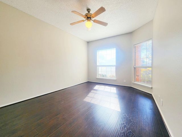 1508 Natural Bridge LN, Pflugerville, TX 78660